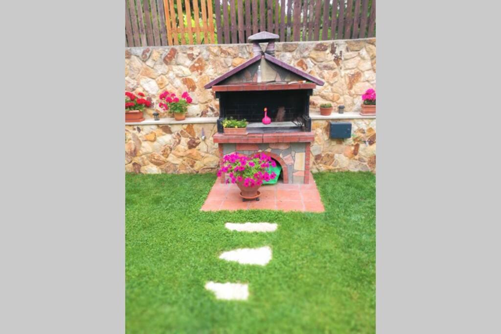 Relaxing Holidays In Nea Irakleitsa Nea Iraklitsa ภายนอก รูปภาพ